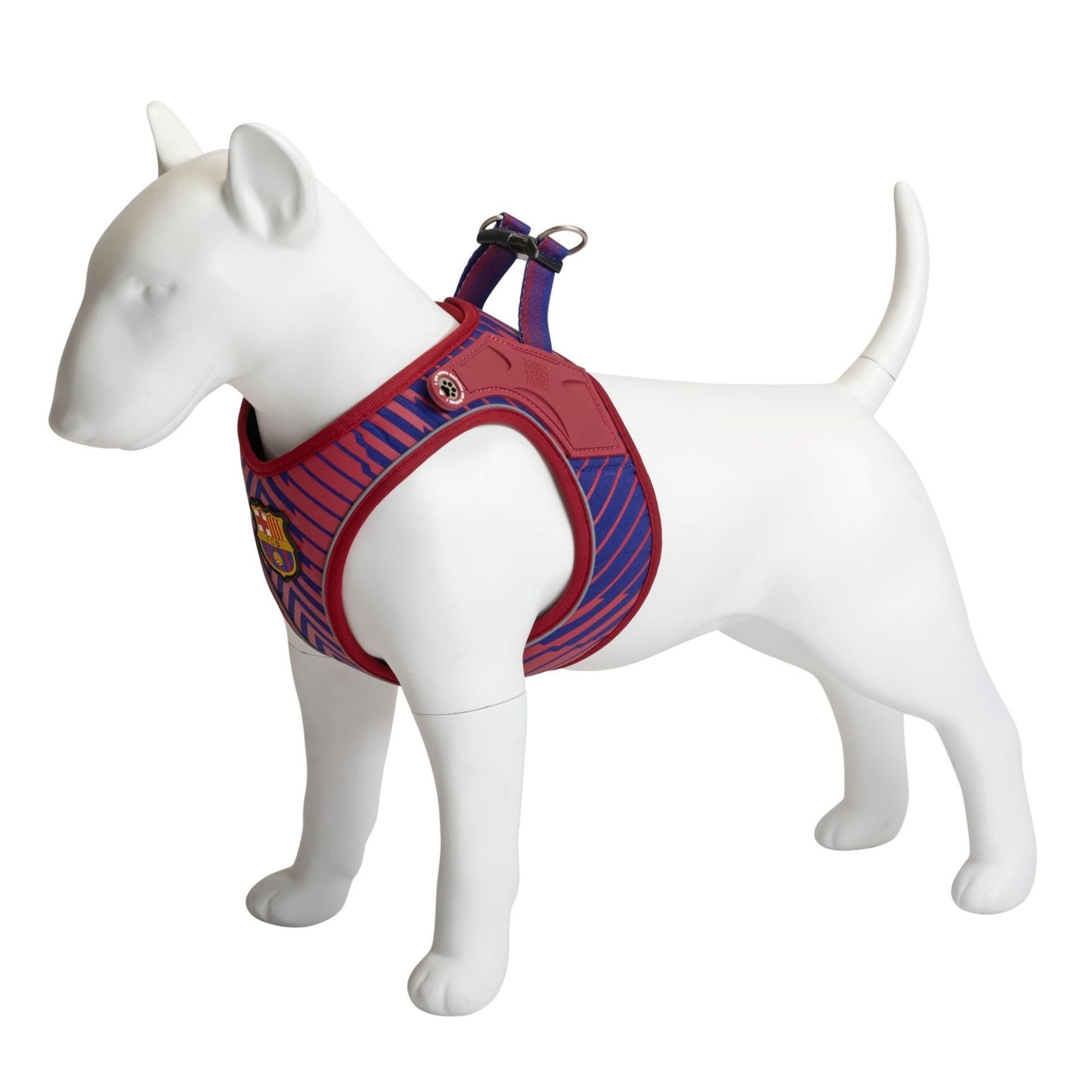 FC Barcelona dog harness with ergonomic design and padded fit – perfect for comfortable walks with your dog.