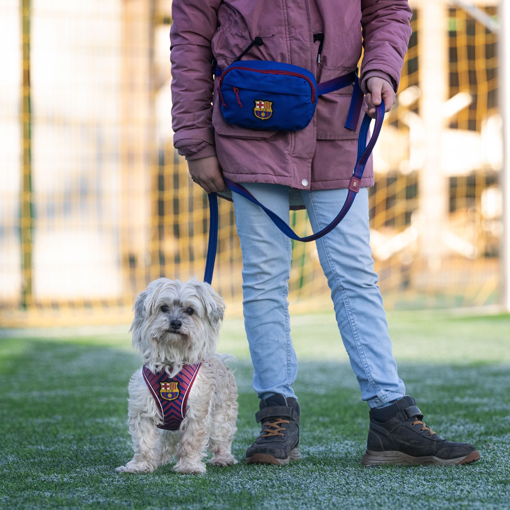 FC Barcelona training bag with adjustable strap – perfect for carrying dog treats, toys, and essentials on walks.