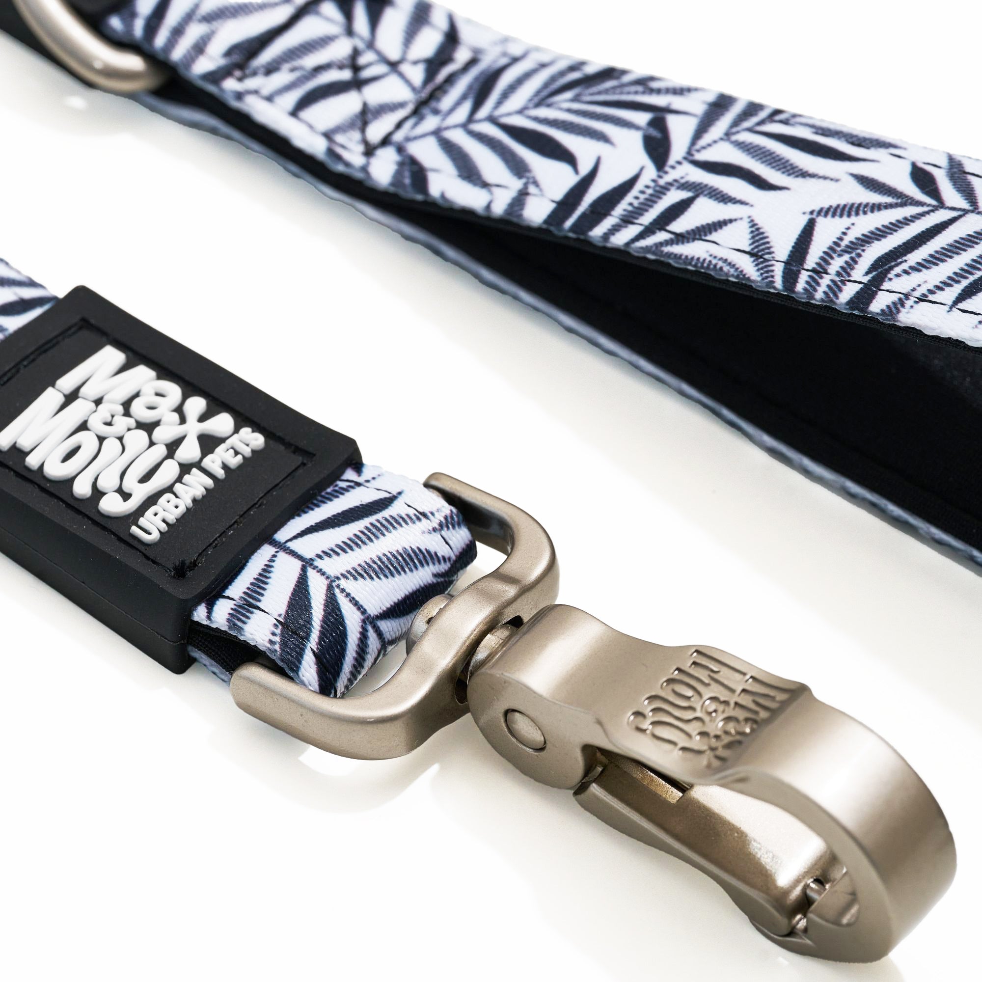 Short Leash - Garden